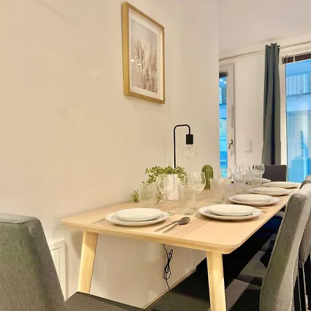 Apartamento Spacious With Patio *