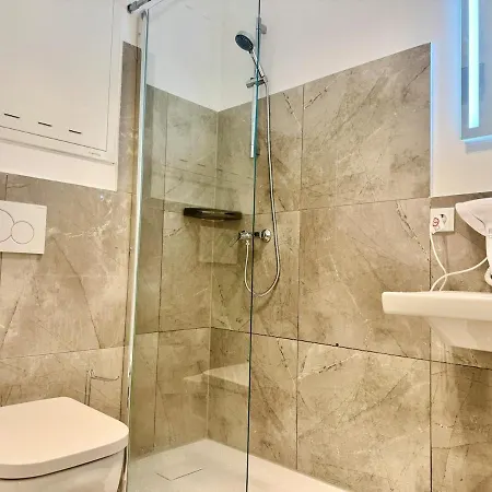 Spacious With Patio Apartamento *